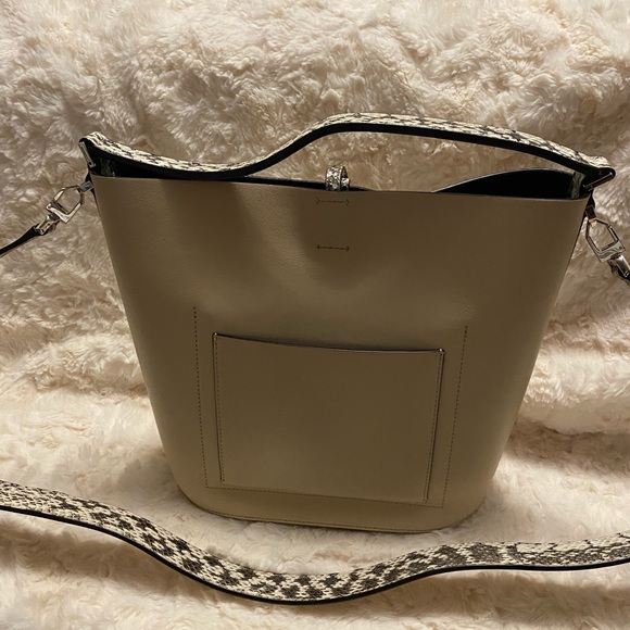 Authentic Michael Kors Miranda - Picture 3 of 7